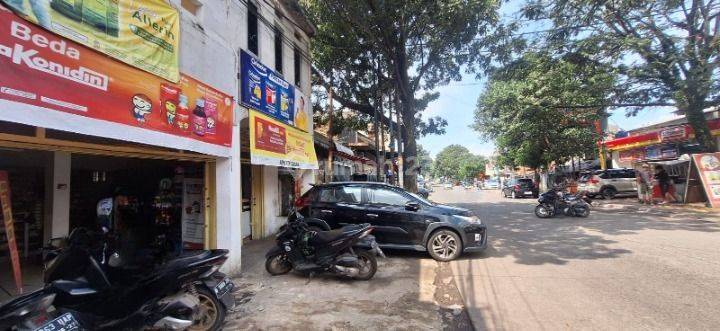 Dijual Ruko berikut usaha apotik mainroad Gatot Subroto Kiaracondong Bandung 