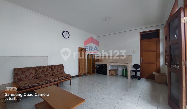 For sale: 2-story active boarding house on main road, Cisitu Indah, Bandung. Suitable for mess accommodation. 2