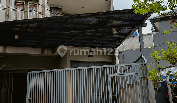 Murah dibawah harga Appraisal Dijual Rumah Mewah Taman Mekar Utama Mekarwangi 