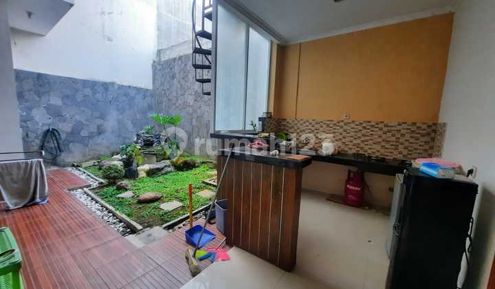 Rumah Minimalis di Pesona Bali Ciwaruga Bandung