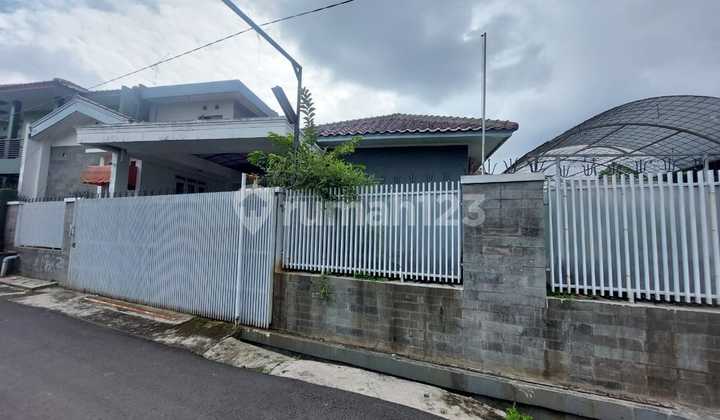 Corner House in Gunung Batu Bandung Near Pasteur Toll Road 2