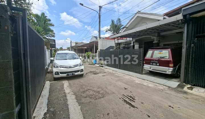 Rumah di Taman Sakura Dekat Tol Pasir Koja Bandung Rumah di Taman Sakura Dekat Tol Pasir Koja Bandung