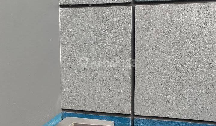 Rumah 2 Lantai Bagus Rapih Dan Siap Huni di Kota Wisata Lt 180 2