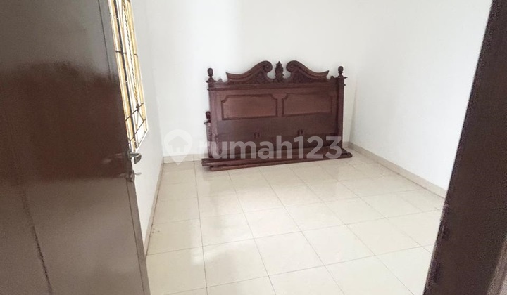 Rumah 2 lantai Nyaman Dihuni di Raffles Hills Cibubur LT 98 NEGO 2