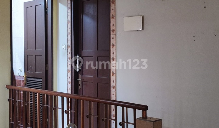 Rumah 2 lantai di Legenda Wisata Cibubur Nyaman dihuni LT 126  2
