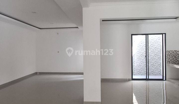 Rumah Bagus 2 Lantai Siap Huni di Kota Wisata Lt 144 Lb 200 Nego 1