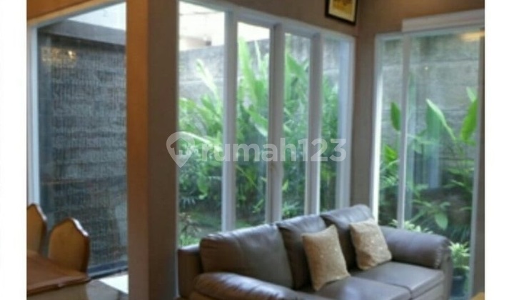 Rumah 2 lantai di Citragran Cibubur Nyaman Dihuni LT 180 bs SEWA 2