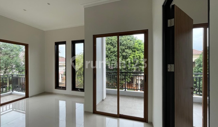 Beautiful House in Tourist City 2 Floors LT 394 Ready to Occupy and Negotiable 2