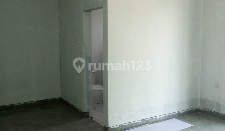 Rumah 2 lantai di Kota Wisata Cibubur LT 300 LB 400 siap NEGO  2