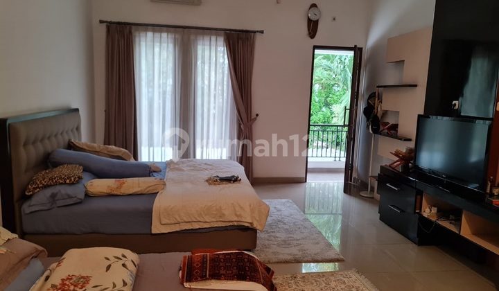 Rumah 2 lantai Nyaman Dihuni di Kota Wisata Cibubur LT 349 LB 550 2