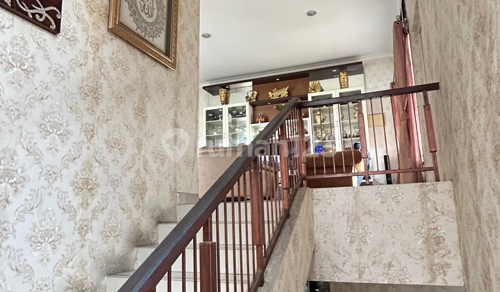 Nice 2-Story House Ready to Occupancy in Kota Wisata, LT 464 LB 316 Negotiable 2