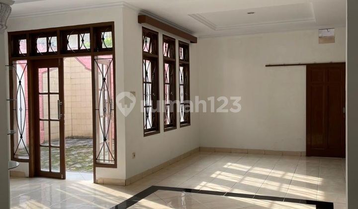 Rumah Bagus 2 lantai di Kota Wisata LT 300 siap NEGO sampe DEAL