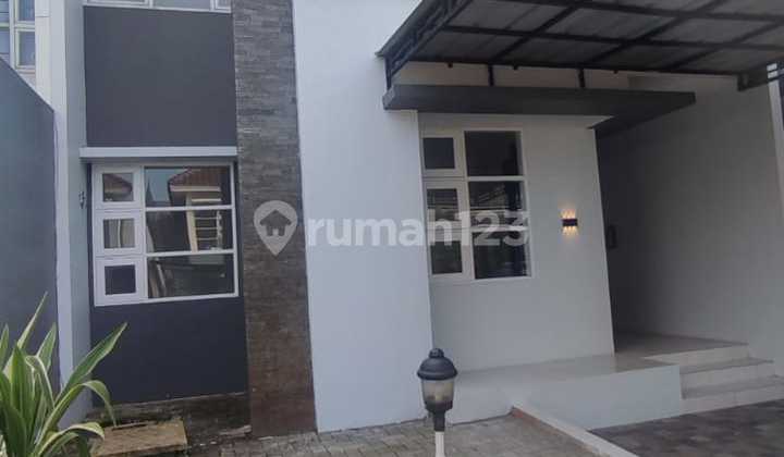Rumah Di Jual Siap Huni.harga D.bawah Pasar Dan.mau Di Jual Cepat..nego Sampai Delallkondisi Bagus Rumah Di Jual Siap Huni.harga D.bawah Pasar Dan.mau Di Jual Cepat..nego Sampai Delallkondisi Bagus