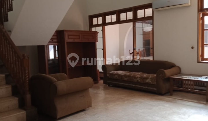 Rumah 2 Lantai Nyaman Siap Huni di Kota Wisata Cibubur 85 Jt/Thn 2