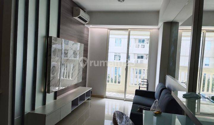 Disewakan Apartemen Baru Lux Full Furnished 2 Bed View Kolam 1