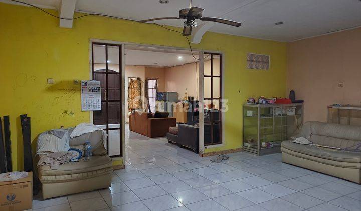 Dijual cepat rumah besar dan lebar  Balikpapan Baru  furnished 2