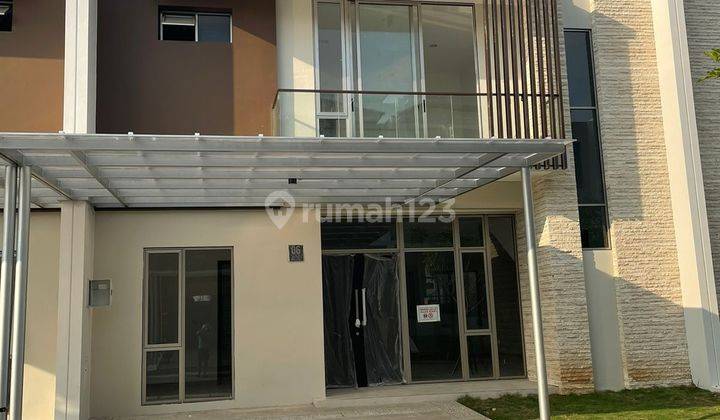 Dijual Rumah 10x15 2 Lantai Pik 2 Posisi Depan Danau Dan Cluster Bagus Bisa Kpr 1