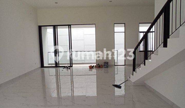 Disewa Rumah 12x20 2,5 Lantai Di Permata Hijau Residence Pik 2 Siap Huni 1