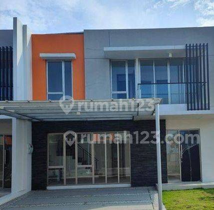 Disewakan Rumah 8x10 2 Lantai Pik 2 Cluster Hawai, Murah 1