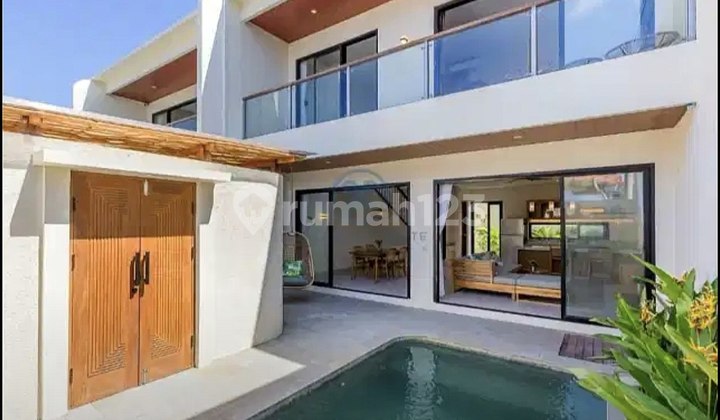 Villa Baru Area Pantai Berawa Canggu