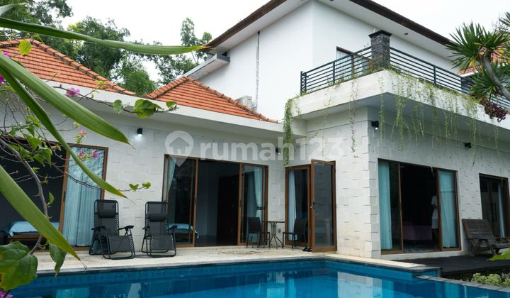 Strategic Modern Villa Near Nusa Dua Beach