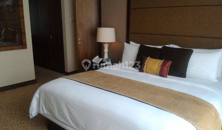 Apartement Oakwood Premier Cosmo Jakarta 2 BR Furnished Bagus 2