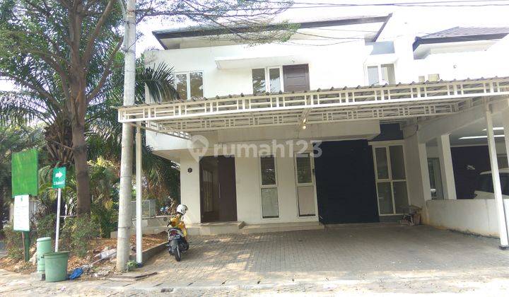 Rumah 2 Lantai Green Court Unfurnished Sertifikat Hak Milik 2