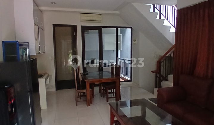 Jual Cepat Rumah Whelford Siap Huni Semi Furnished Dekat Gading Serpong dan Pintu Toll 2