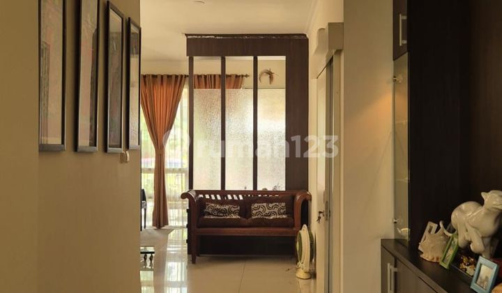 Rumah Siap Huni Bangunan Lega Kondisi Rapi Sangat Terawat Dengan Tambahan Taman Samping Di Oleaster Gading Serpong 2