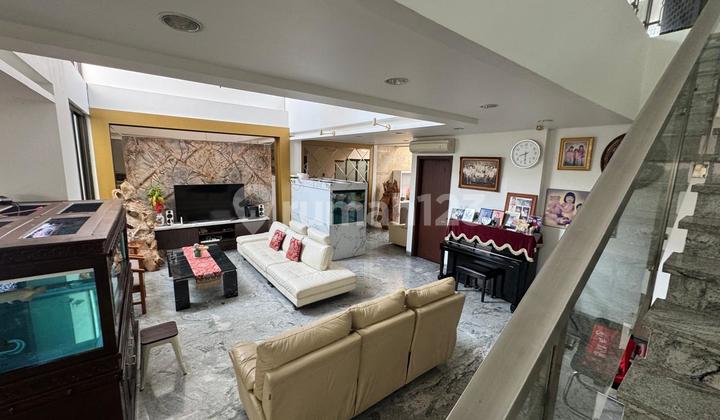 Rumah Strategis di De Naara Bsd City Luas dan Mewah Lantai Atas Full Marmer Siap Huni Harga di Bawah Pasaran