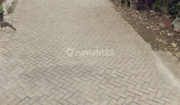 Rumah 2 lantai  rapi siap huni Taman royal 3  SHM 10