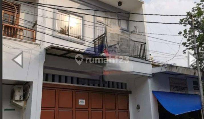 Rumah 3 Lantai Pinggir Jalan Raya Cocok Untuk Usaha 1