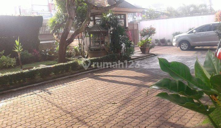 Rumah Mewah Terawat Lokasi Premium  2