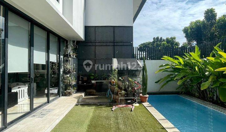 Rumah Mewah Bangunan 2 Lantai Private Pool di Bangka Kemang 1