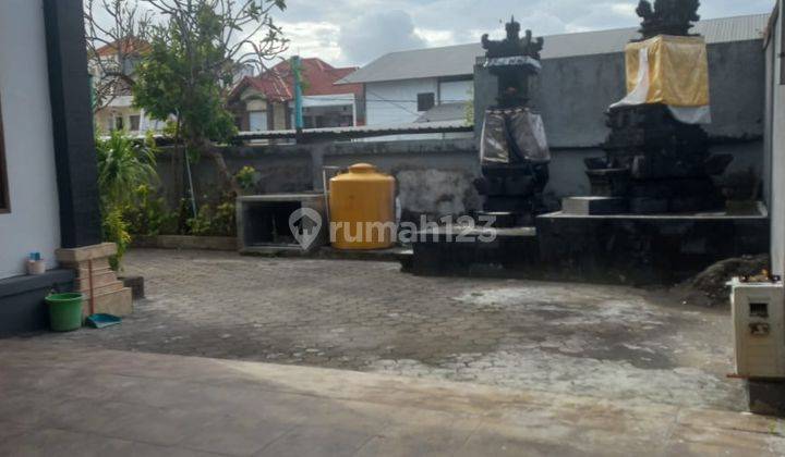 Rumah Besar 2 Lantai di Sidakarya Dekat Sanur 1