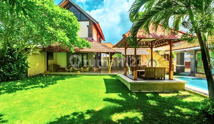 Beautiful Villa For Family In Jimbaran