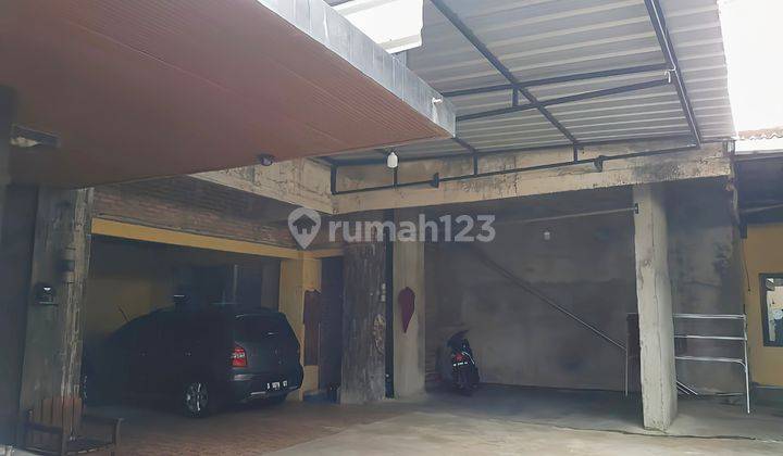Rumah dijual tanah luas cocok untuk usaha bandar lampung 2