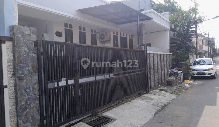 Rumah 2 Lantai Siap Huni Di Pondok Bambu Jakarta Timur 2