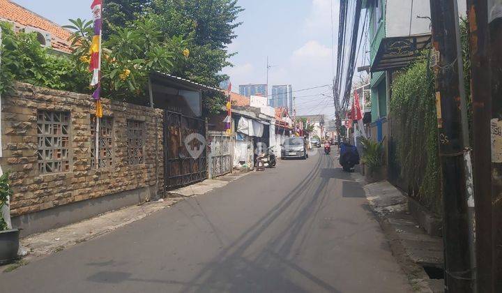 Rumah 2 Lantai Menteng Atas Jalan Lebar Strategis Jarang Ada 2