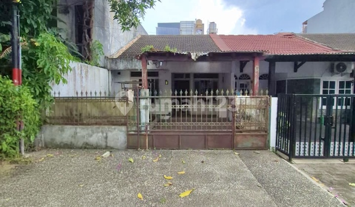 Rumah Tua Hitung Tanah Lebak Bulus 1