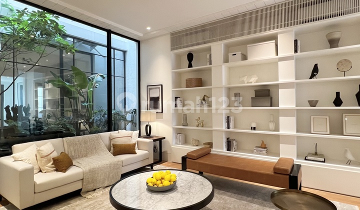 Rumah Siap Huni Di Pondok Indah 2