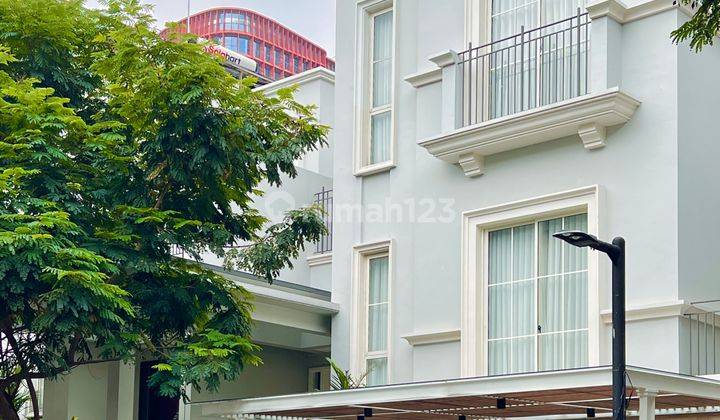 Rumah Mewah Dalam Townhouse Dan Siap Huni 1