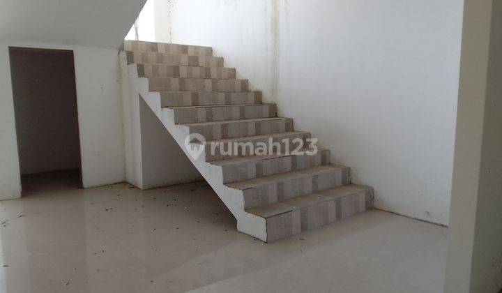 Ruang Usaha 12 X 12 Sangat Besar Dan Bagus Untuk Restoran Berada di Area Premium Labuan Bajo 3
