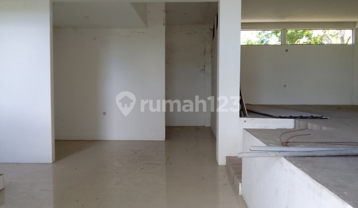 Ruang Usaha 12 X 12 Sangat Besar Dan Bagus Untuk Restoran Berada di Area Premium Labuan Bajo 4