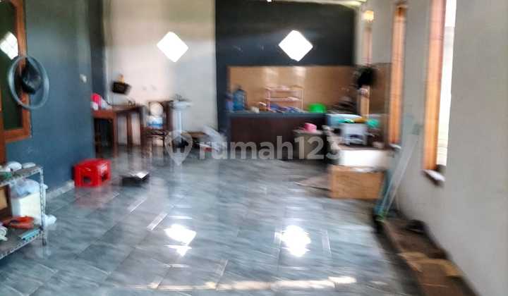 Rumah 1 Lantai Pinggir Jalan Raya Area Bisnis Lokasi Strategis 2