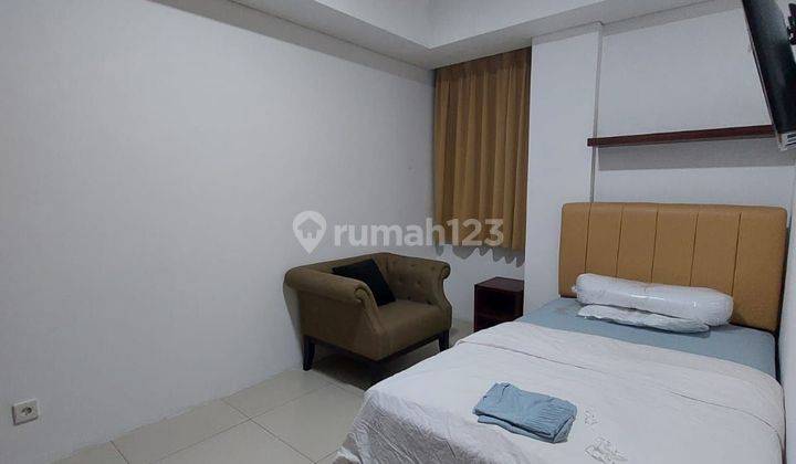 2 bedroom apartement Kemang Village Tower Empire furnished 2