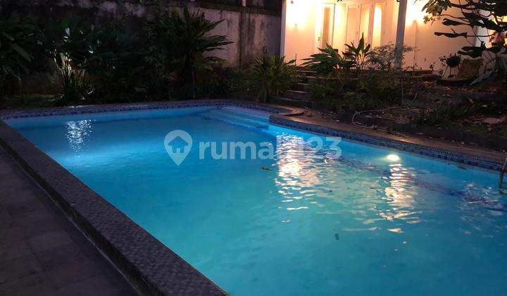 Luxurious 2-Story Townhouse in an Exclusive Neighborhood of Bangka, South Jakarta 2