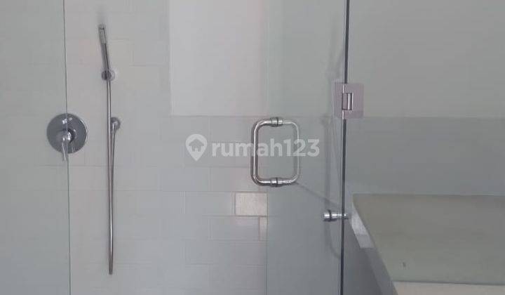 Beautiful House In Compound Area, Jatipadang Area 16