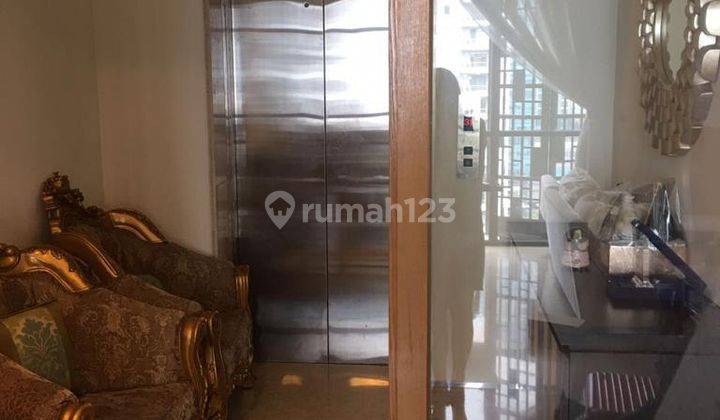 Apartemen Senopati Suites, Tower 1, 2br, 135sqm, Semi Furnished, Tower 1 2