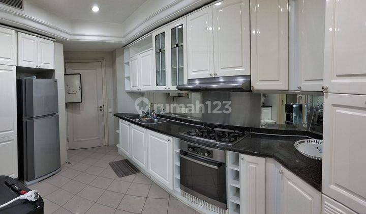 Apartemen Four Seasons, 3br, 198sqm, Furnished, Tower 2 2